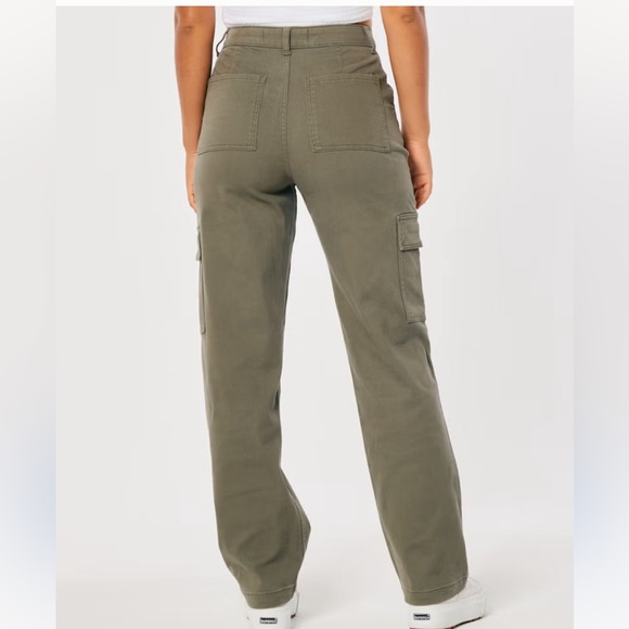 Hollister Khaki Wide Leg Cargo Pants - Picture 2 of 4
